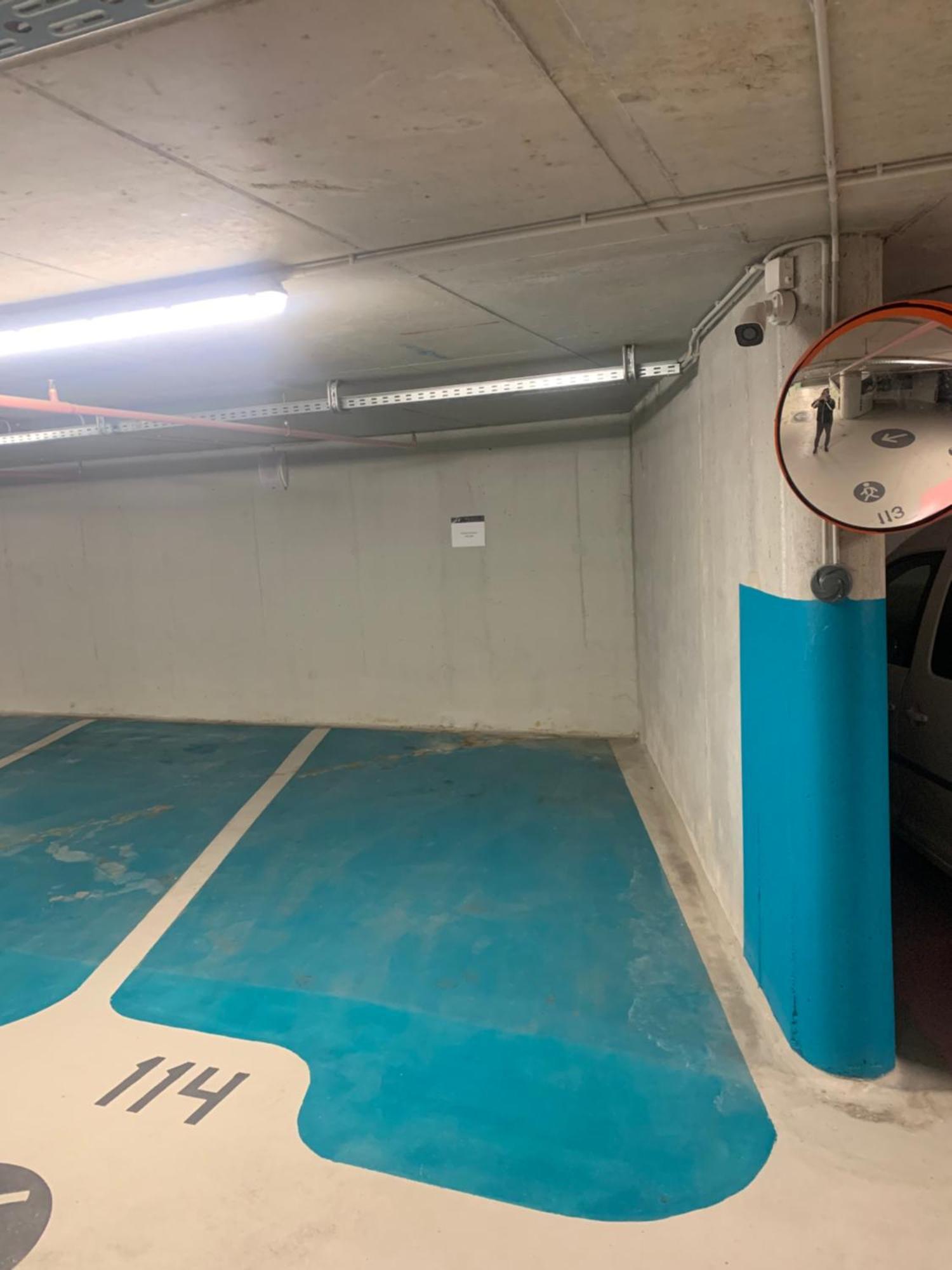 Apartment Filotimo Omega 2bdr Garage Sarajevo