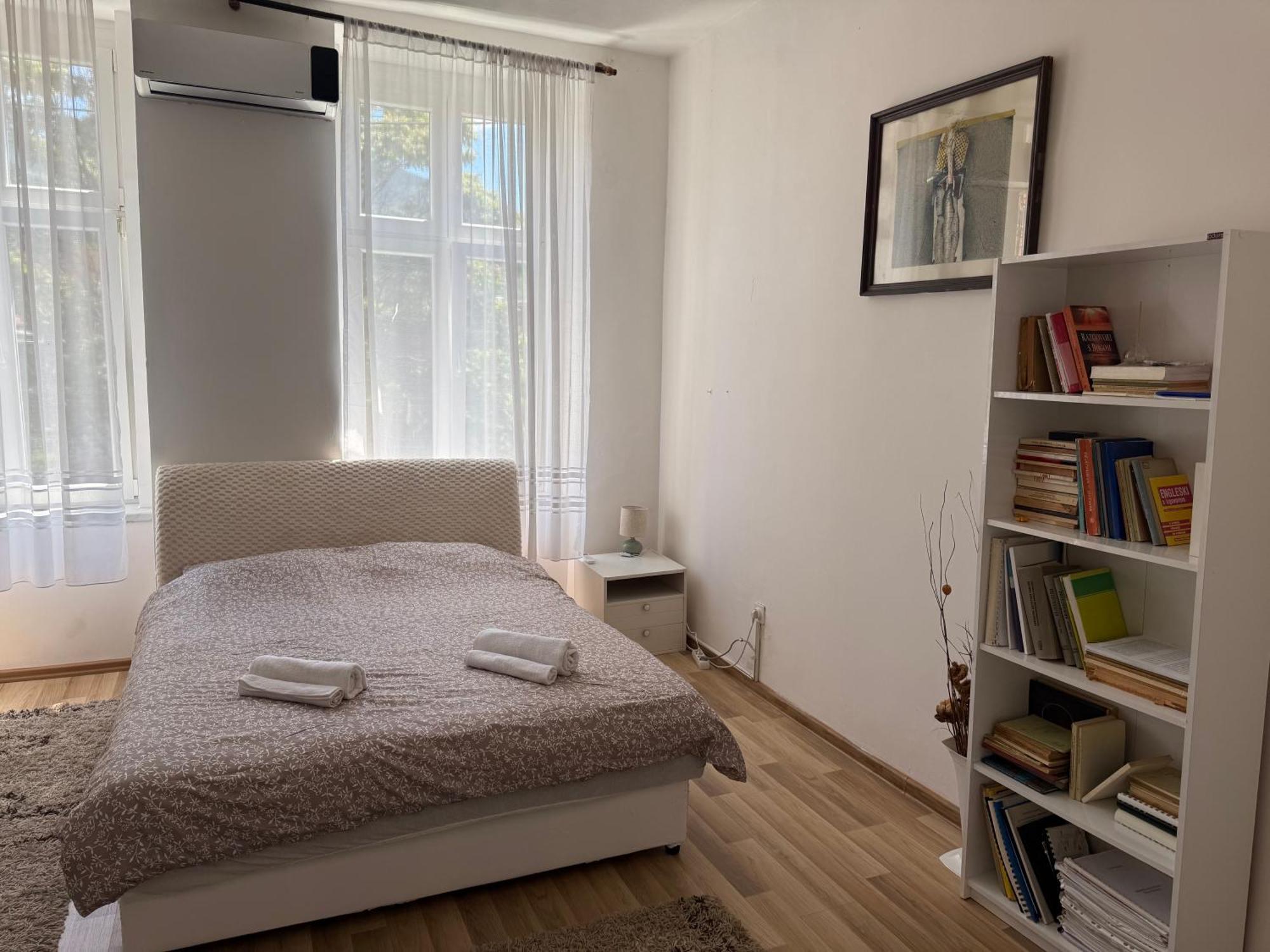 Filotimo Omega 2bdr Garage Apartment Sarajevo